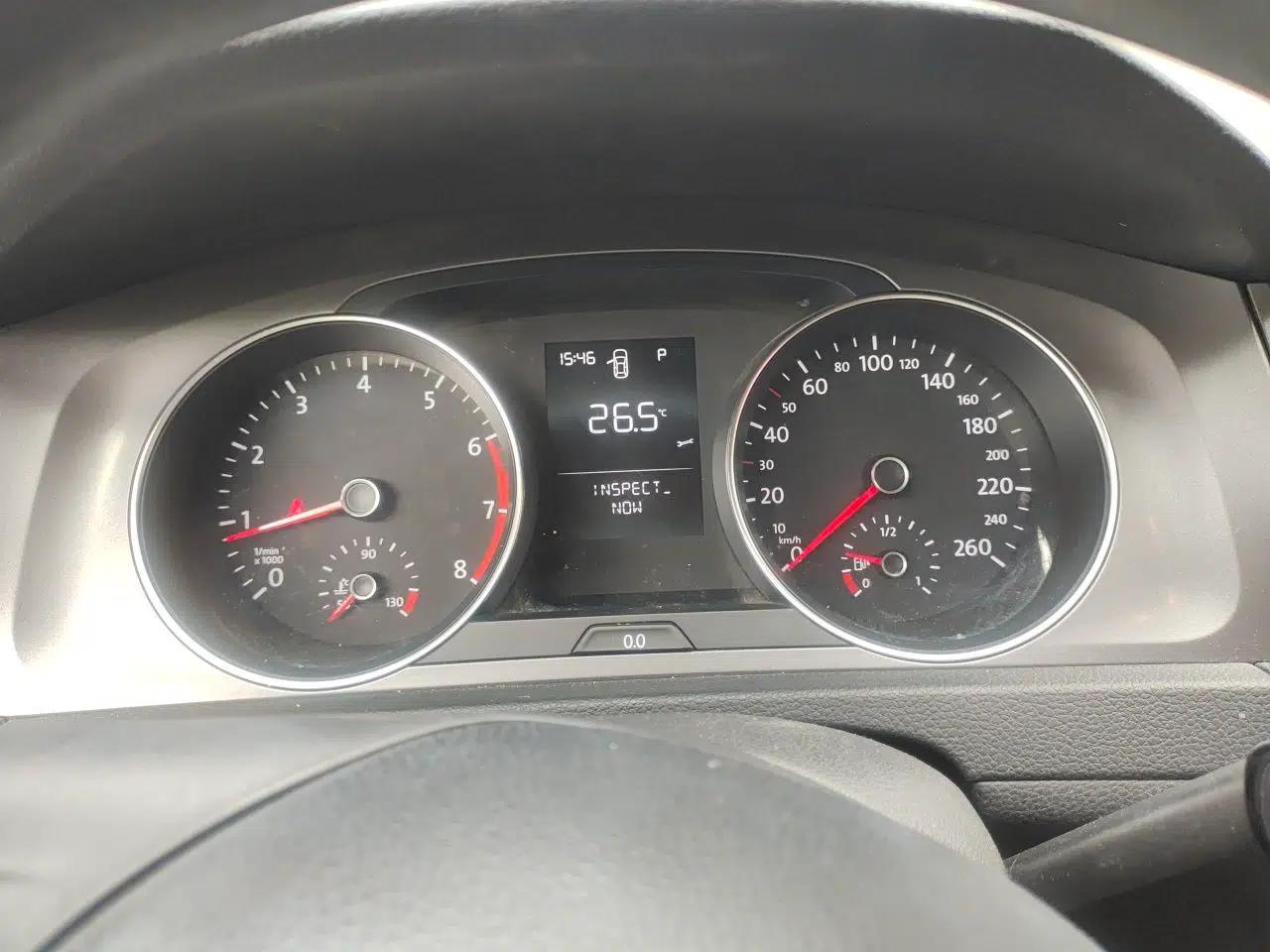 Volkswagen Golf 2016 1.6L Automatic Fashion Model — миниатюра 11
