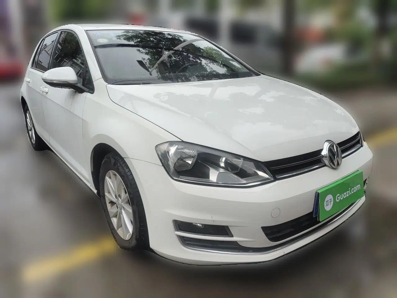 Volkswagen Golf 2016 1.6L Automatic Fashion Model — миниатюра 3
