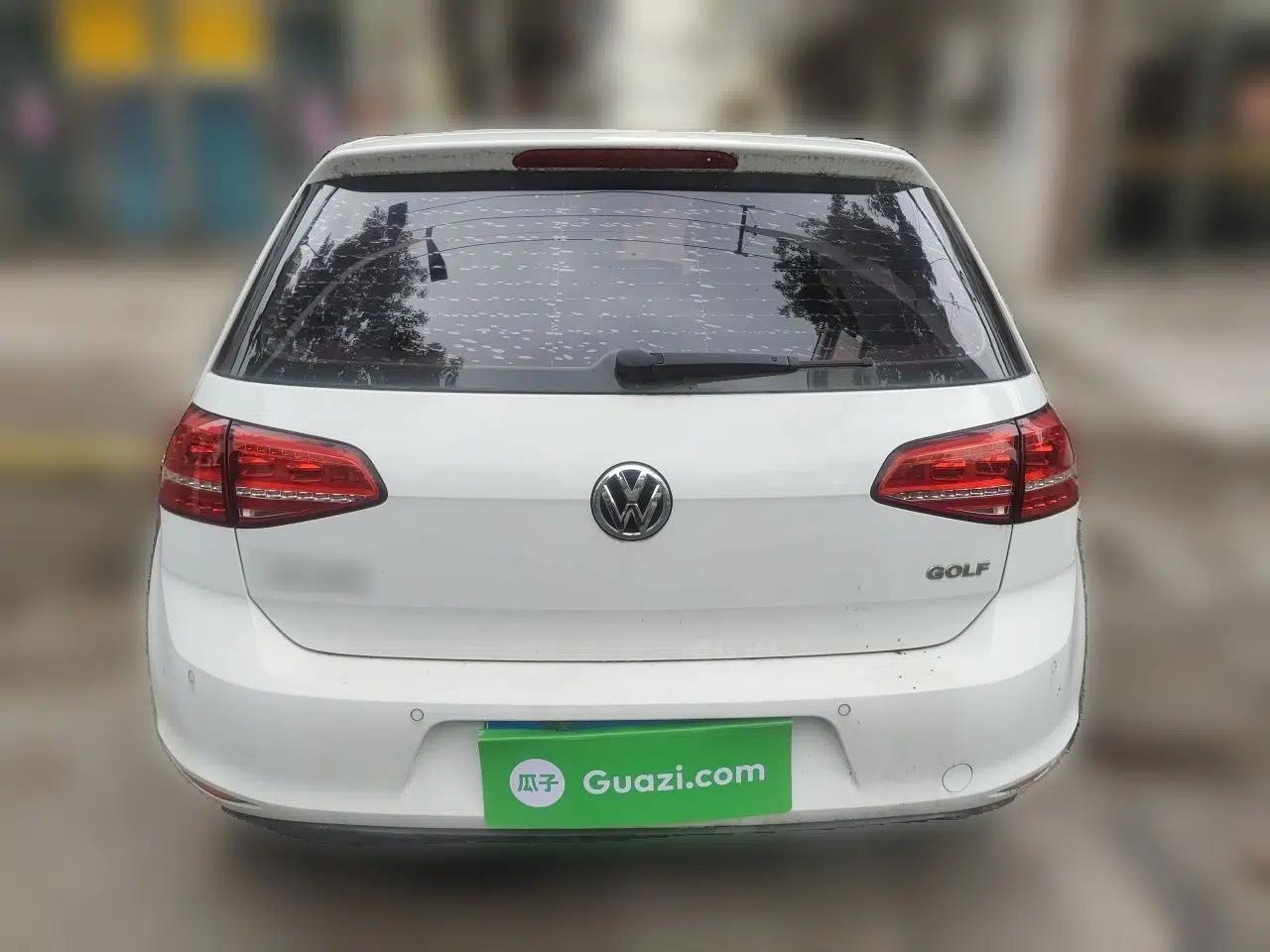 Volkswagen Golf 2016 1.6L Automatic Fashion Model — миниатюра 5