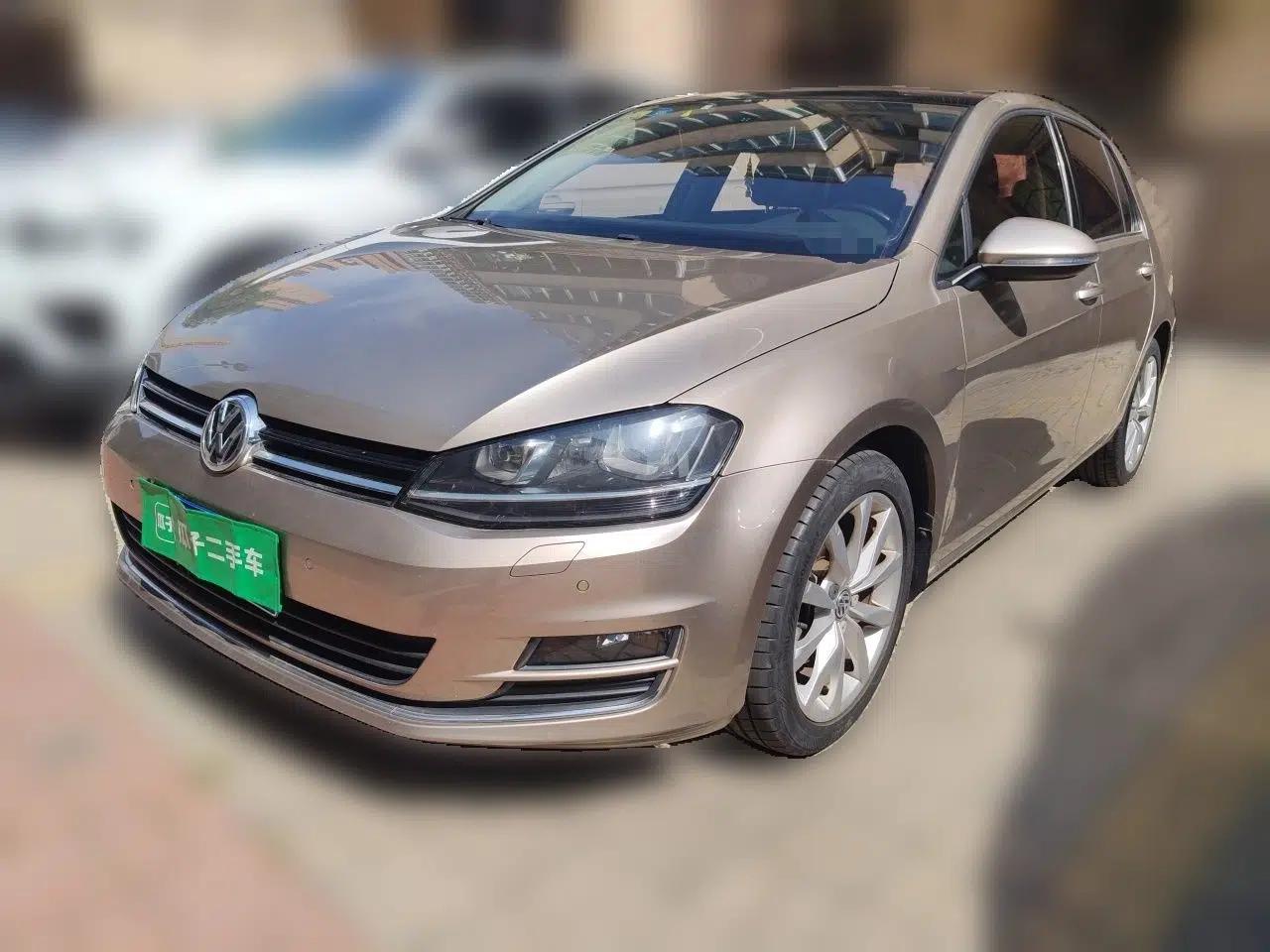 Volkswagen Golf 2015 1.4TSI Automatic Flagship Model — миниатюра 1