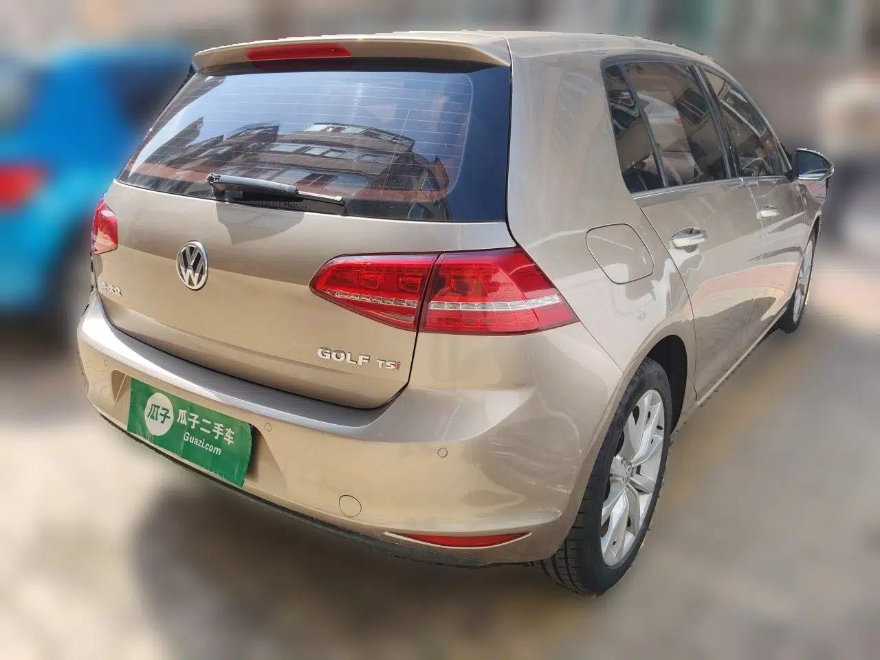 Volkswagen Golf 2015 1.4TSI Automatic Flagship Model — миниатюра 6