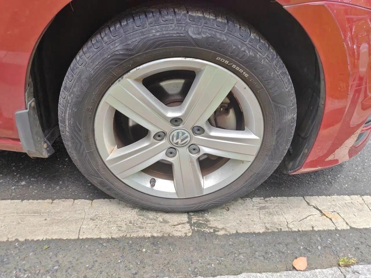 Volkswagen Golf 2016 1.6L Automatic Comfort Model — миниатюра 8