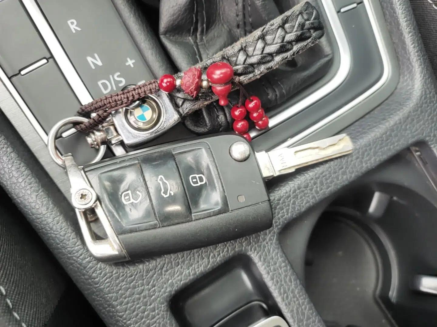 Volkswagen Golf 2016 230TSI Automatic Luxury Version — миниатюра 28
