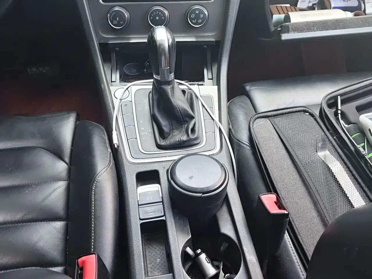 Volkswagen Golf 2015 1.4TSI Automatic Luxury Model — миниатюра 14