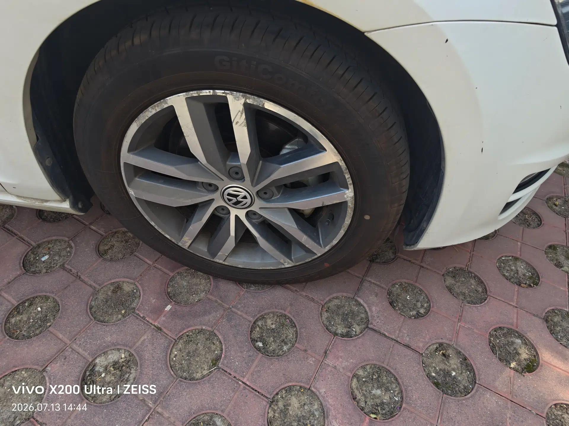 Volkswagen Golf 2015 1.4TSI Automatic Luxury Model — миниатюра 8