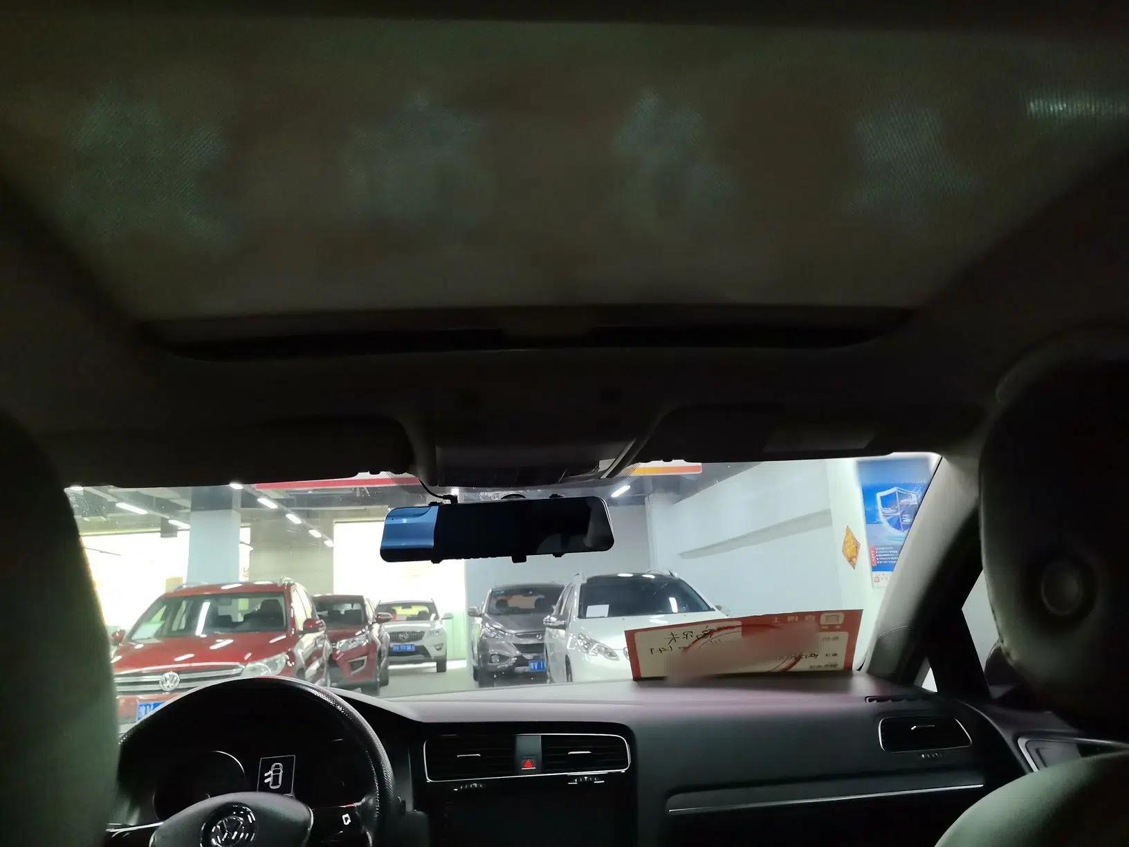 Volkswagen Golf 2016 230TSI Automatic Comfort Version — миниатюра 12