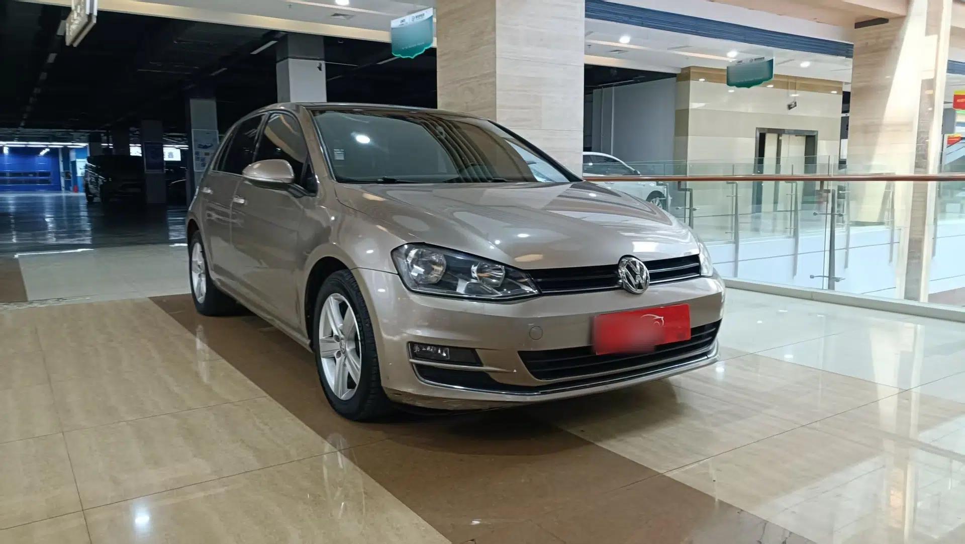 Volkswagen Golf 2016 230TSI Automatic Comfort Version — миниатюра 3