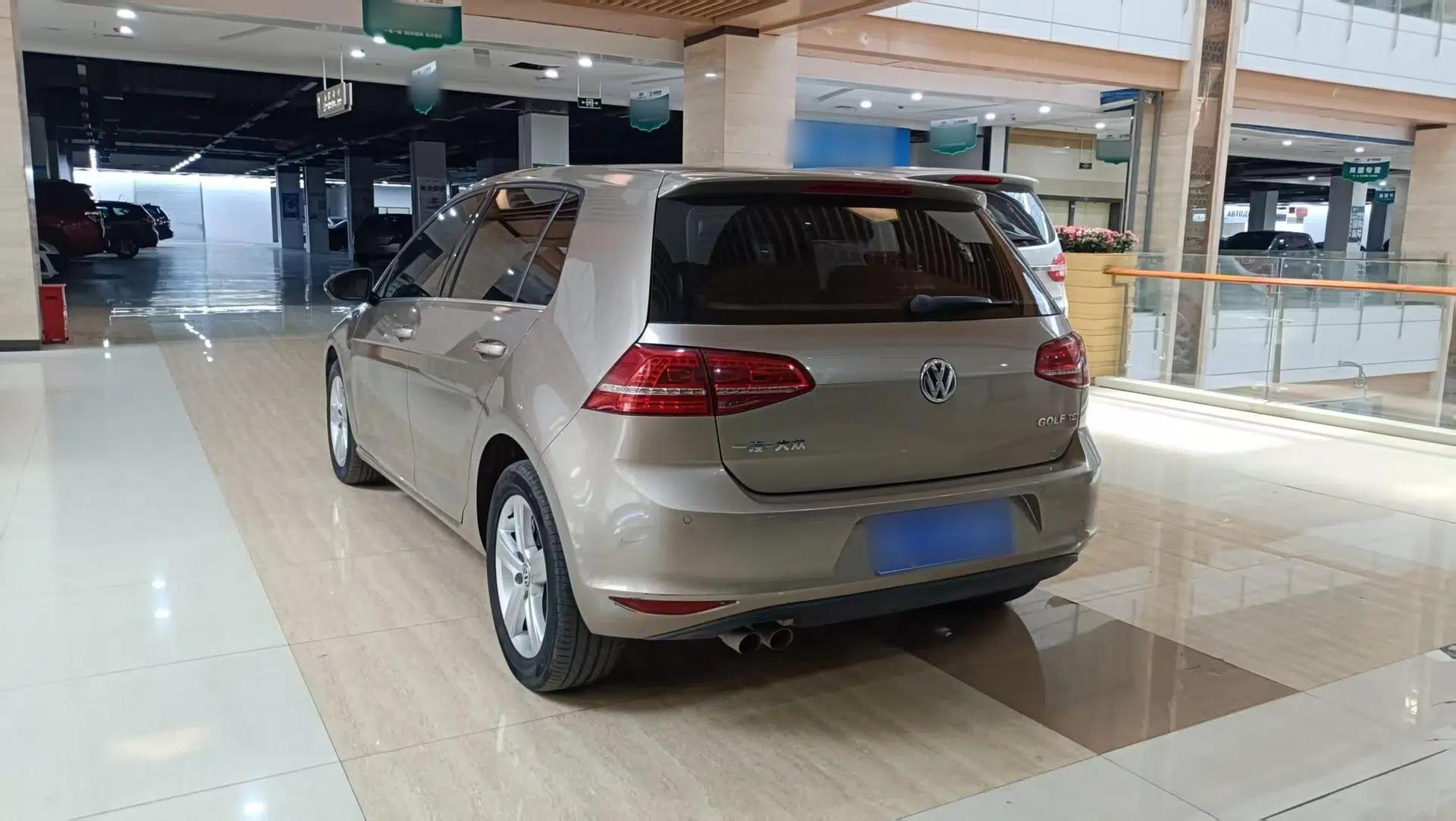 Volkswagen Golf 2016 230TSI Automatic Comfort Version — миниатюра 4