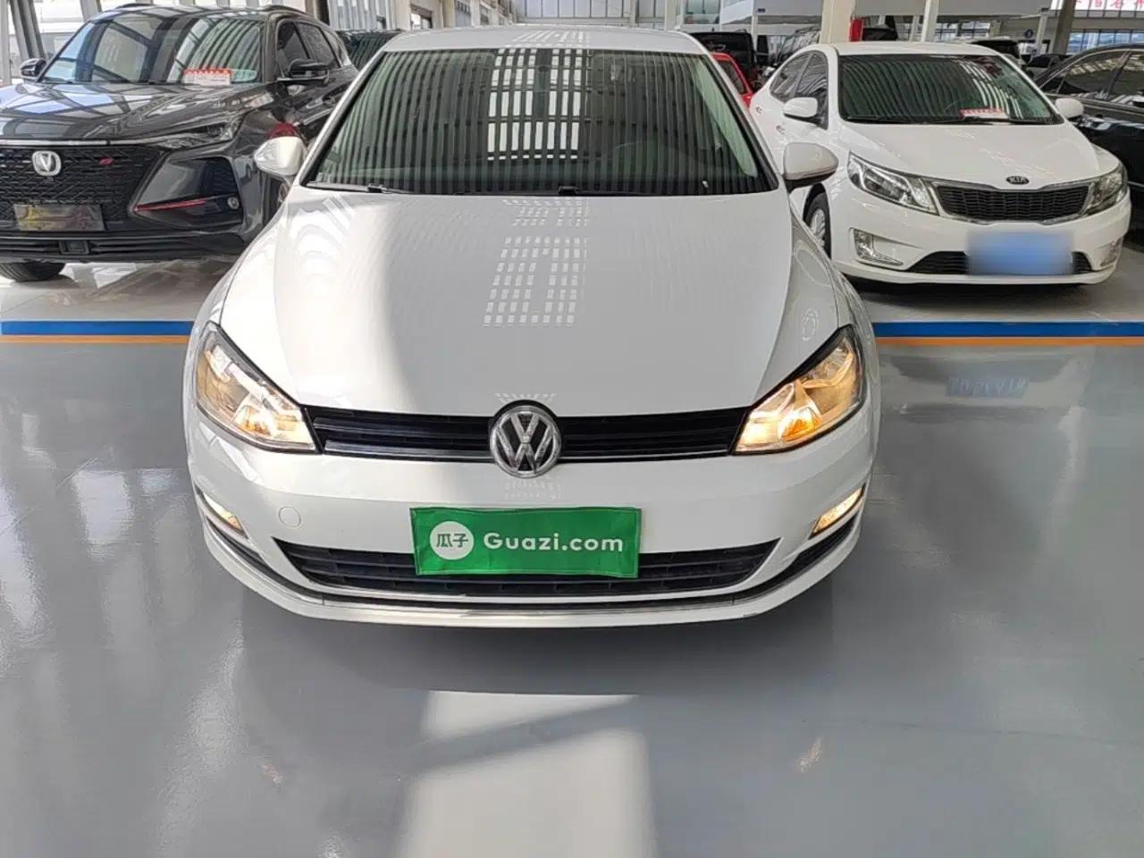 Volkswagen Golf 2016 1.6L Automatic Fashion Model — миниатюра 2