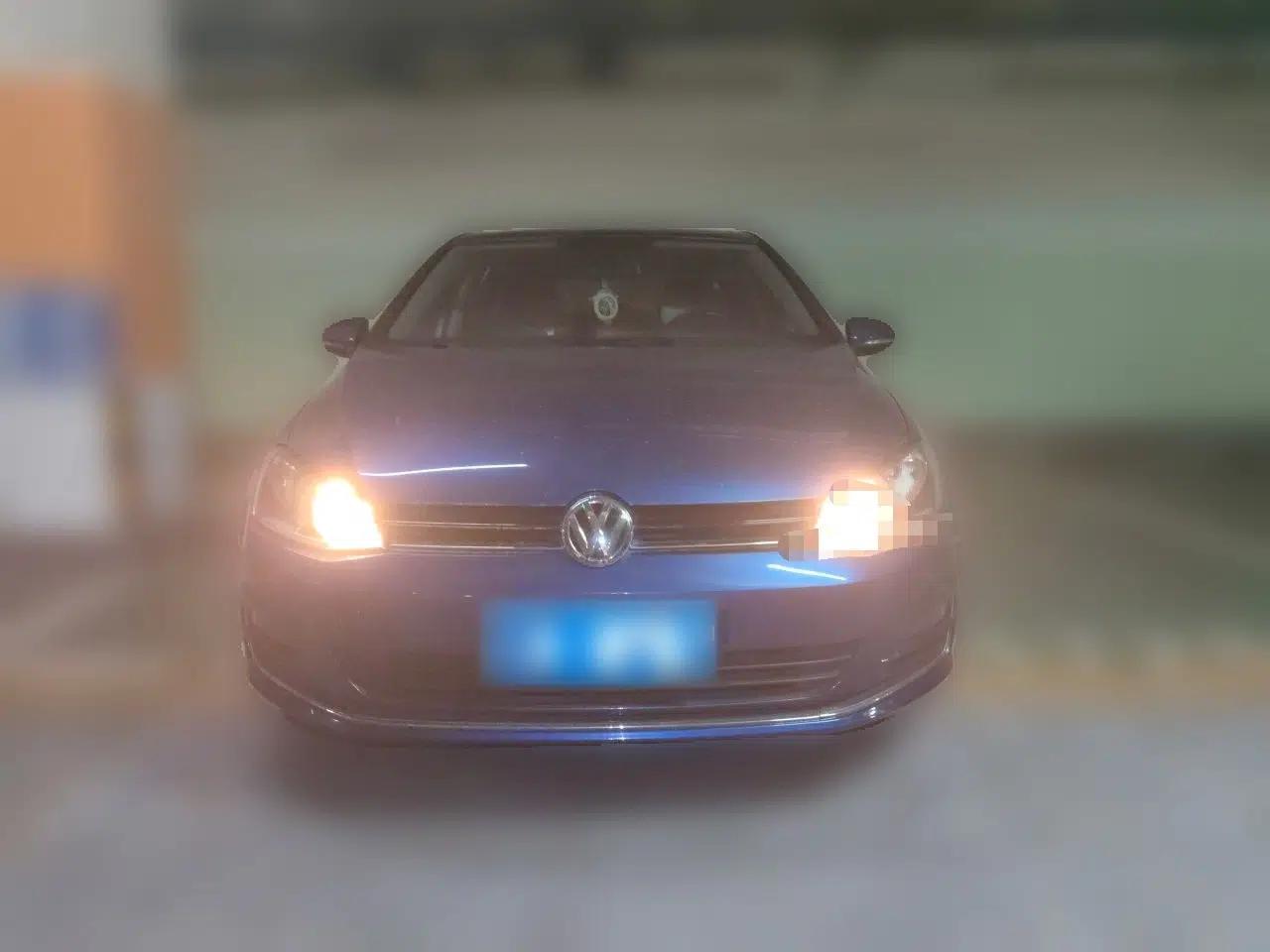 Volkswagen Golf 2014 1.4TSI Automatic Luxury Model — миниатюра 2