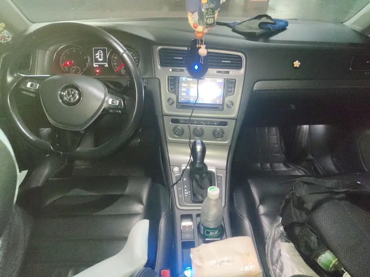 Volkswagen Golf 2014 1.4TSI Automatic Luxury Model — миниатюра 6
