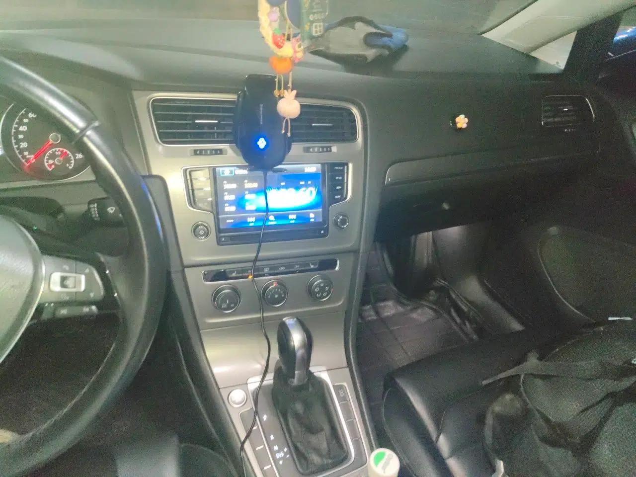 Volkswagen Golf 2014 1.4TSI Automatic Luxury Model — миниатюра 10