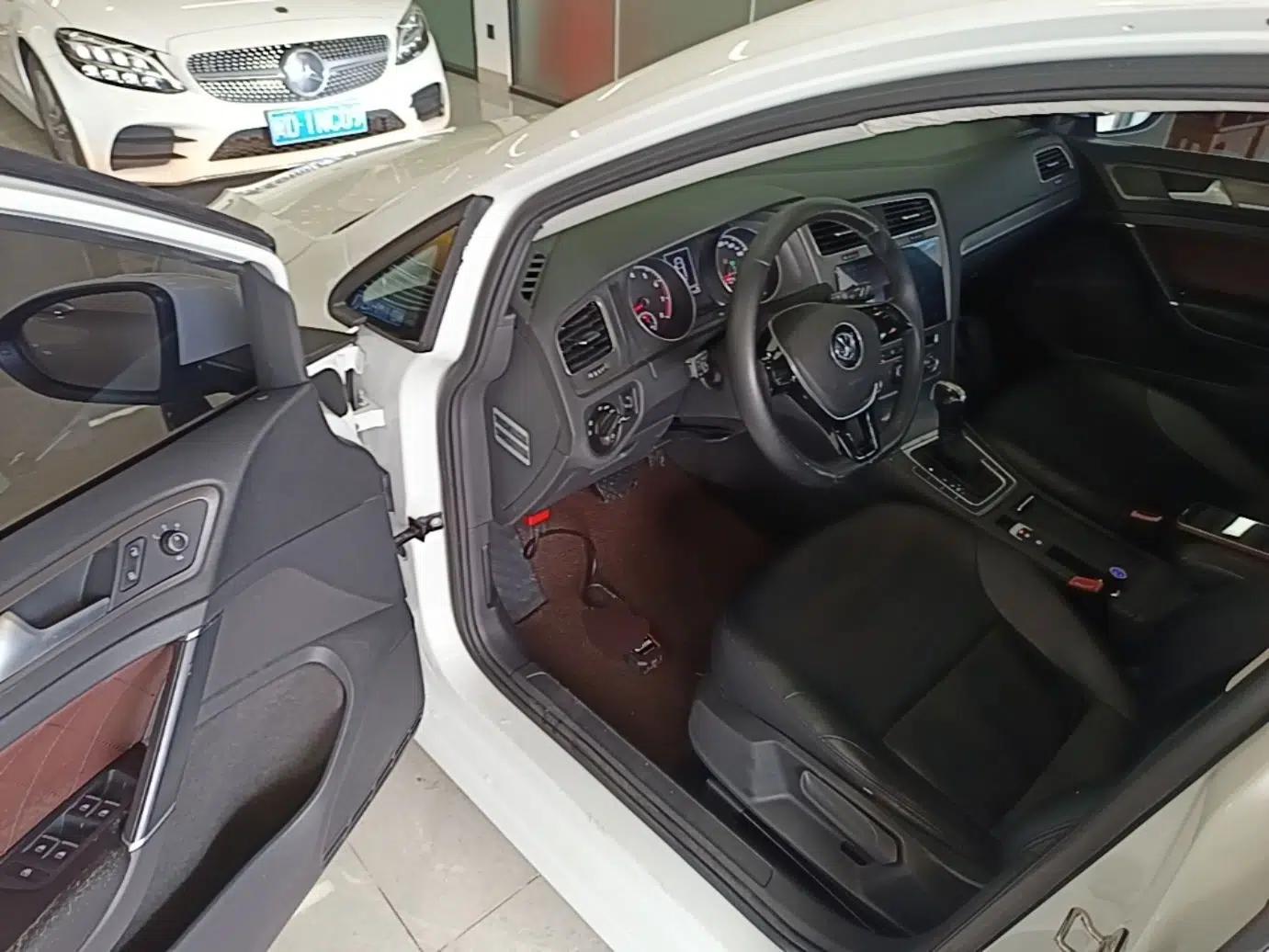 Volkswagen Golf 2015 1.4TSI Automatic Comfort Model — миниатюра 18