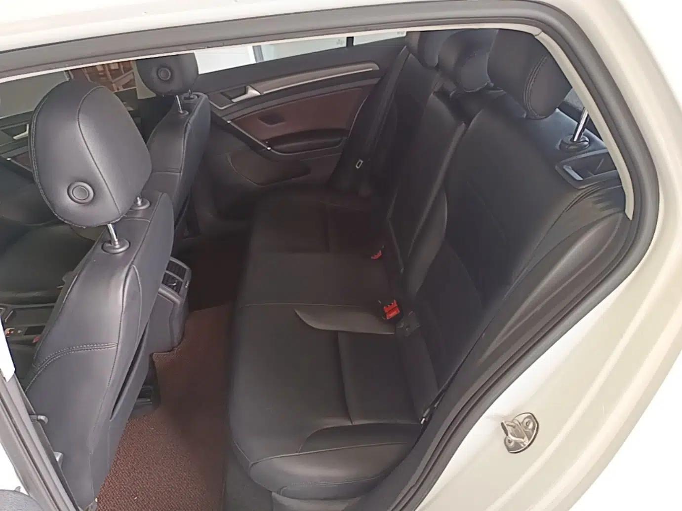 Volkswagen Golf 2015 1.4TSI Automatic Comfort Model — миниатюра 20