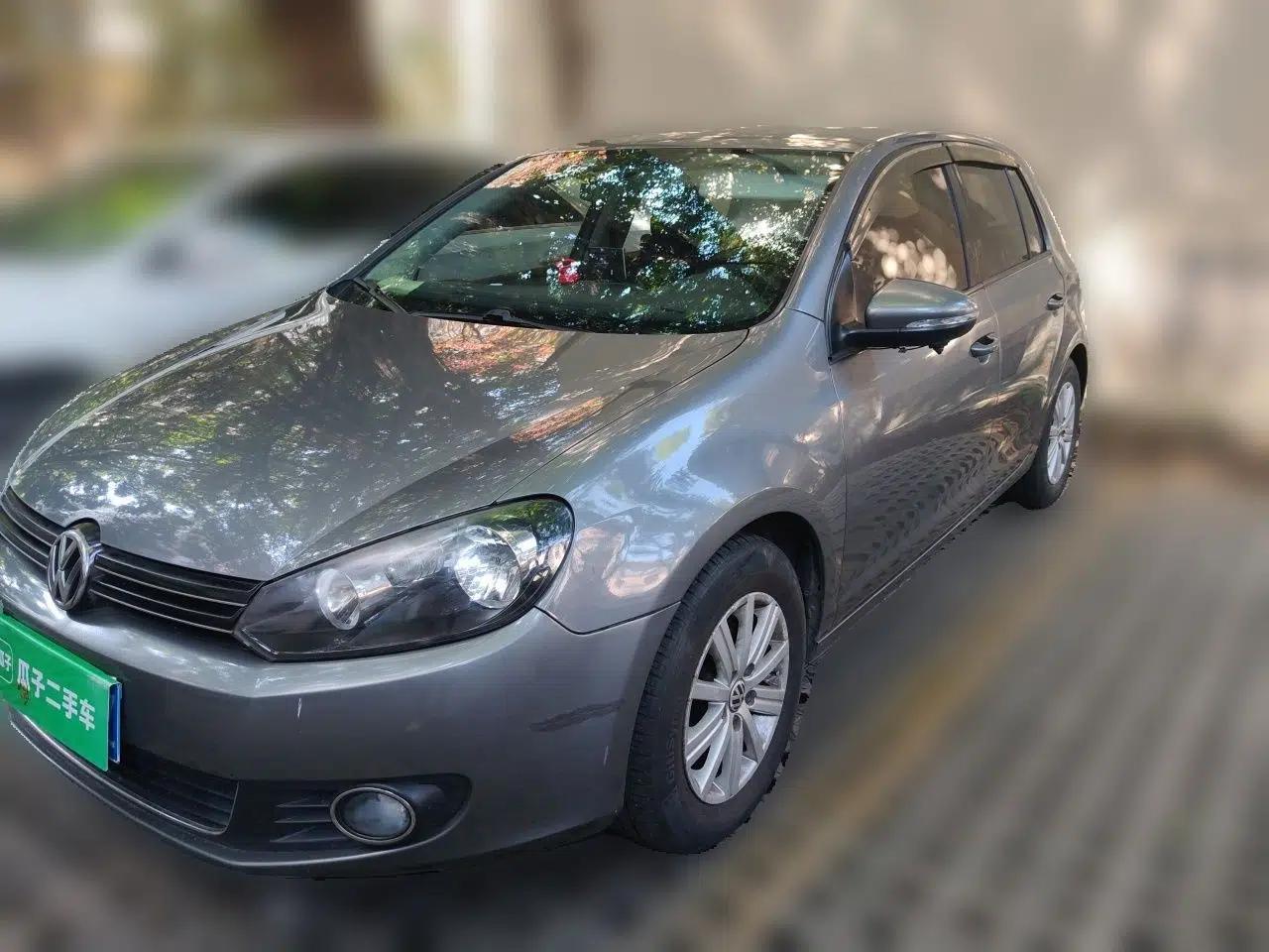 Volkswagen Golf 2012 1.6 Manual Fashion Edition — миниатюра 1