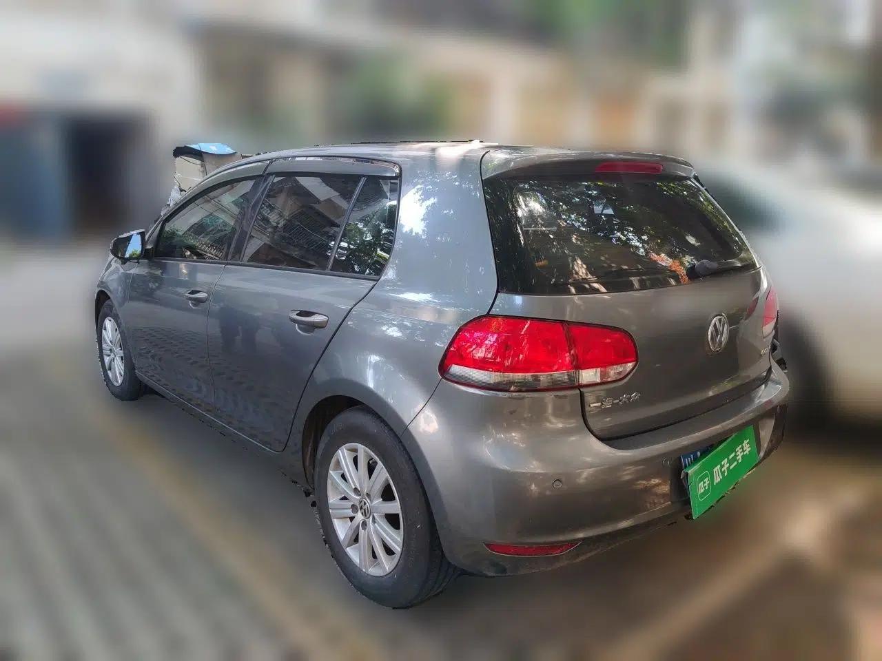Volkswagen Golf 2012 1.6 Manual Fashion Edition — миниатюра 4