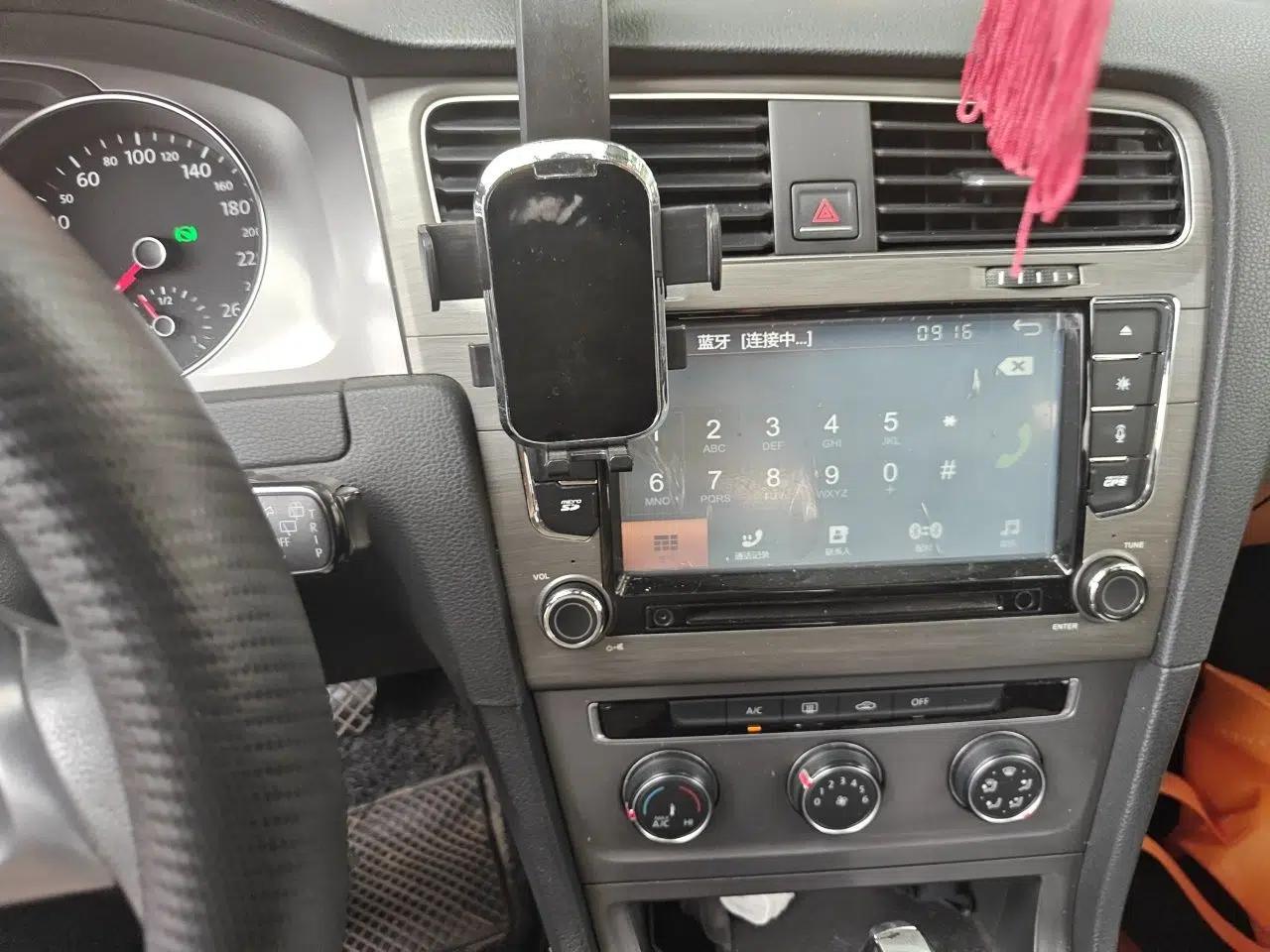 Volkswagen Golf 2014 1.6L Automatic Fashion Model — миниатюра 13
