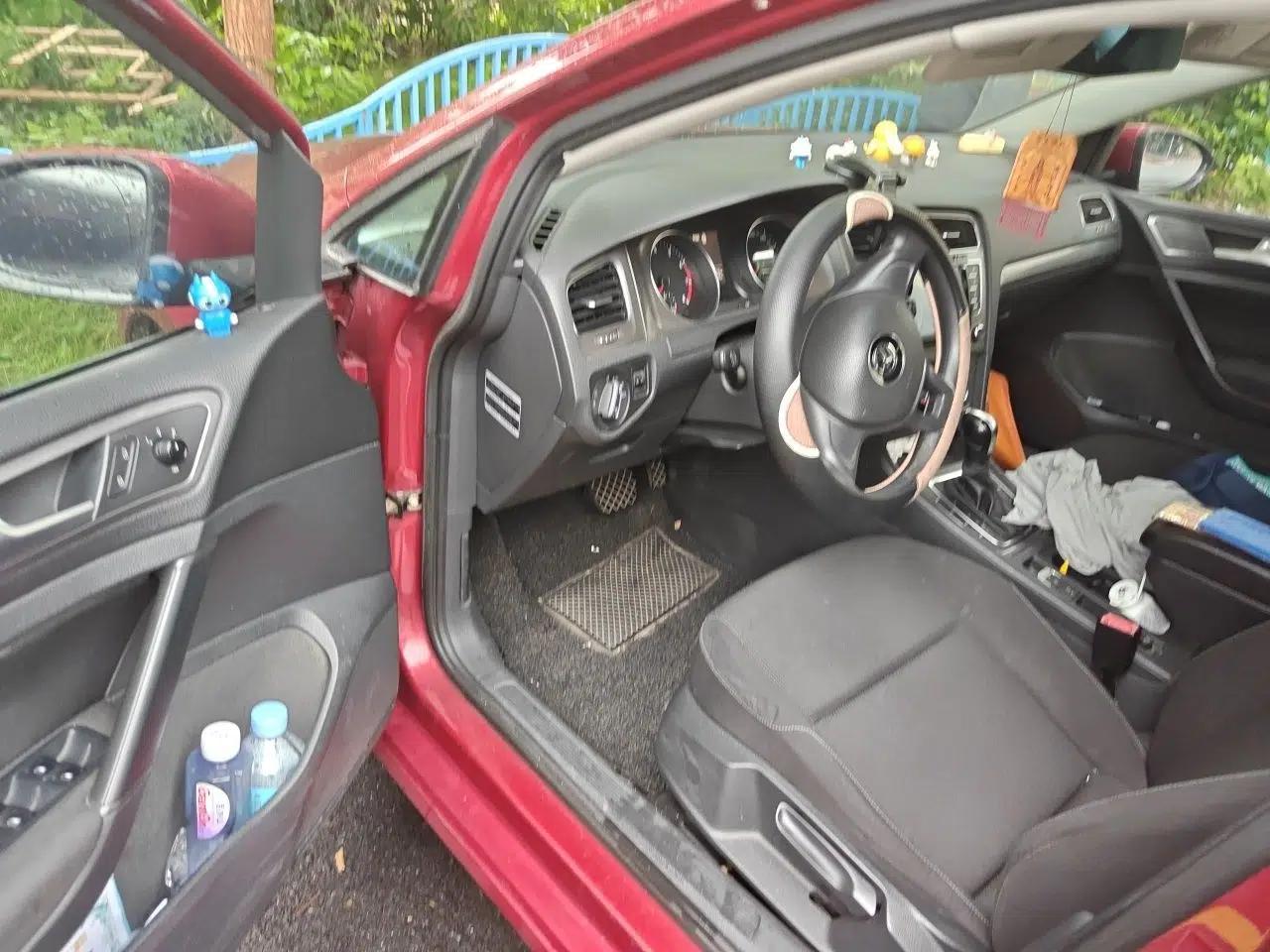 Volkswagen Golf 2014 1.6L Automatic Fashion Model — миниатюра 16