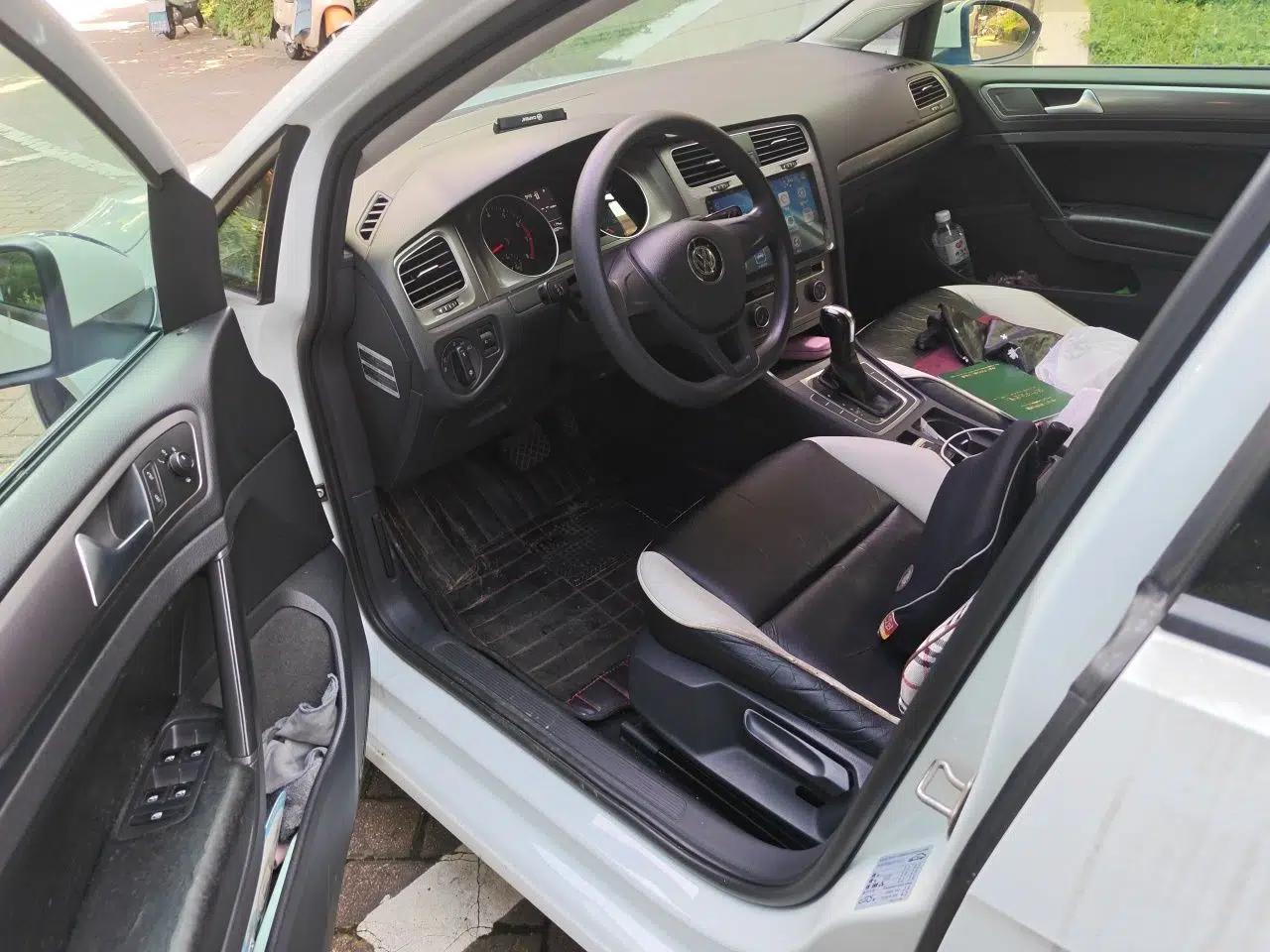 Volkswagen Golf 2016 1.6L Automatic Fashion Model — миниатюра 16