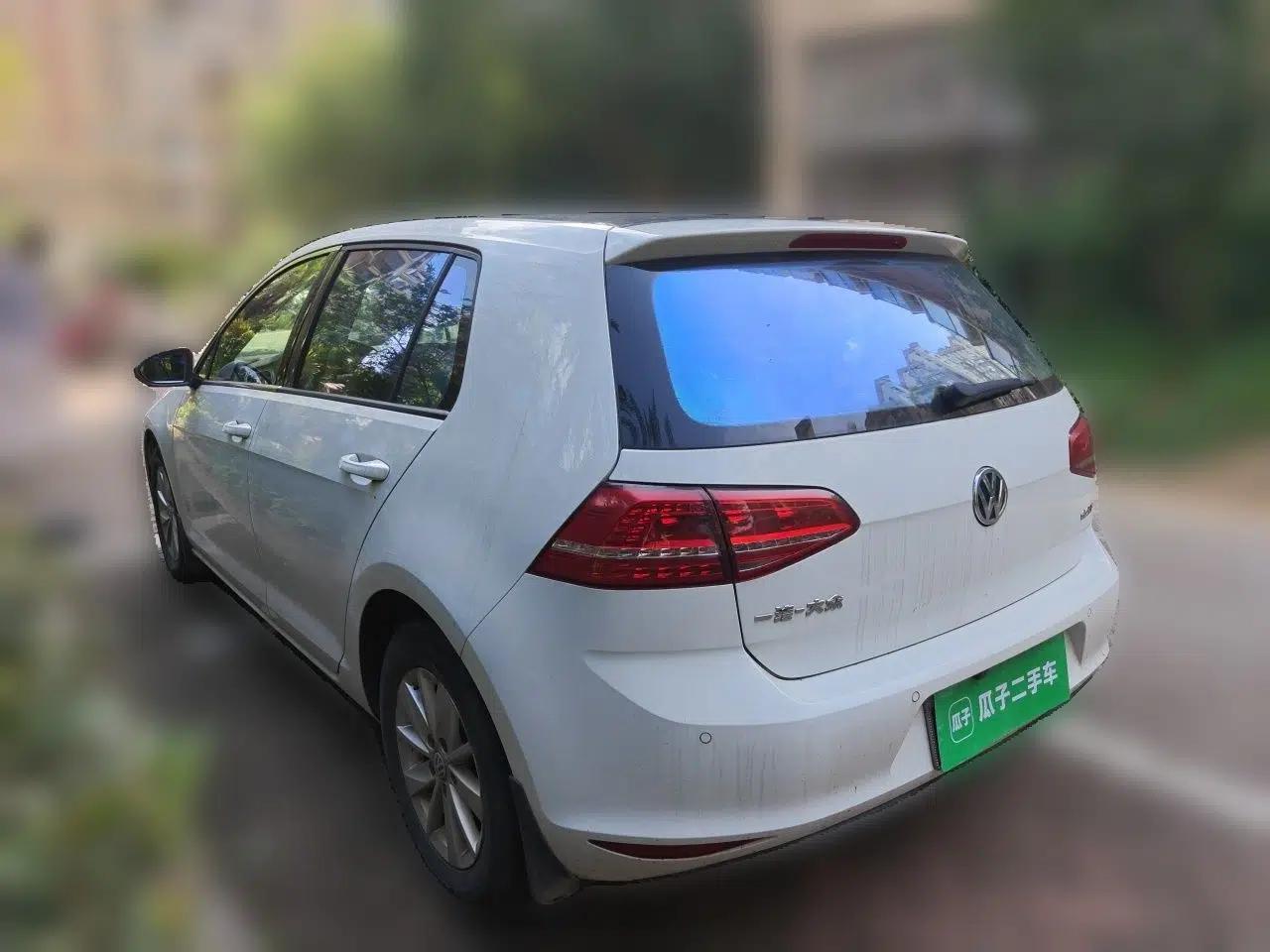 Volkswagen Golf 2016 1.6L Automatic Fashion Model — миниатюра 4