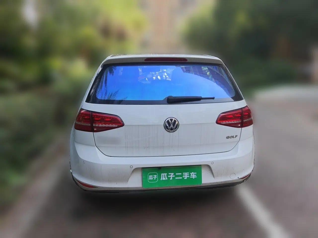 Volkswagen Golf 2016 1.6L Automatic Fashion Model — миниатюра 5