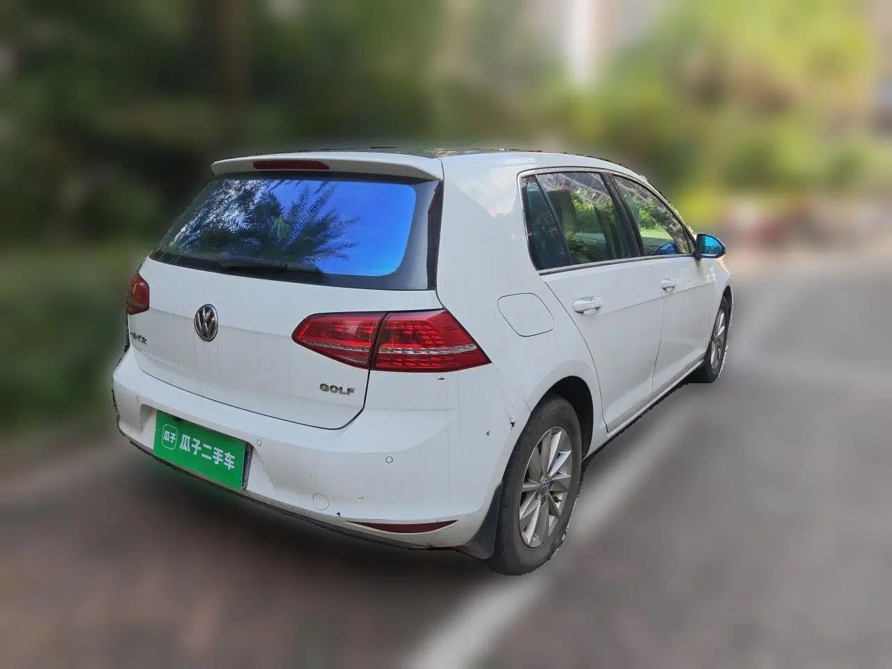 Volkswagen Golf 2016 1.6L Automatic Fashion Model — миниатюра 6