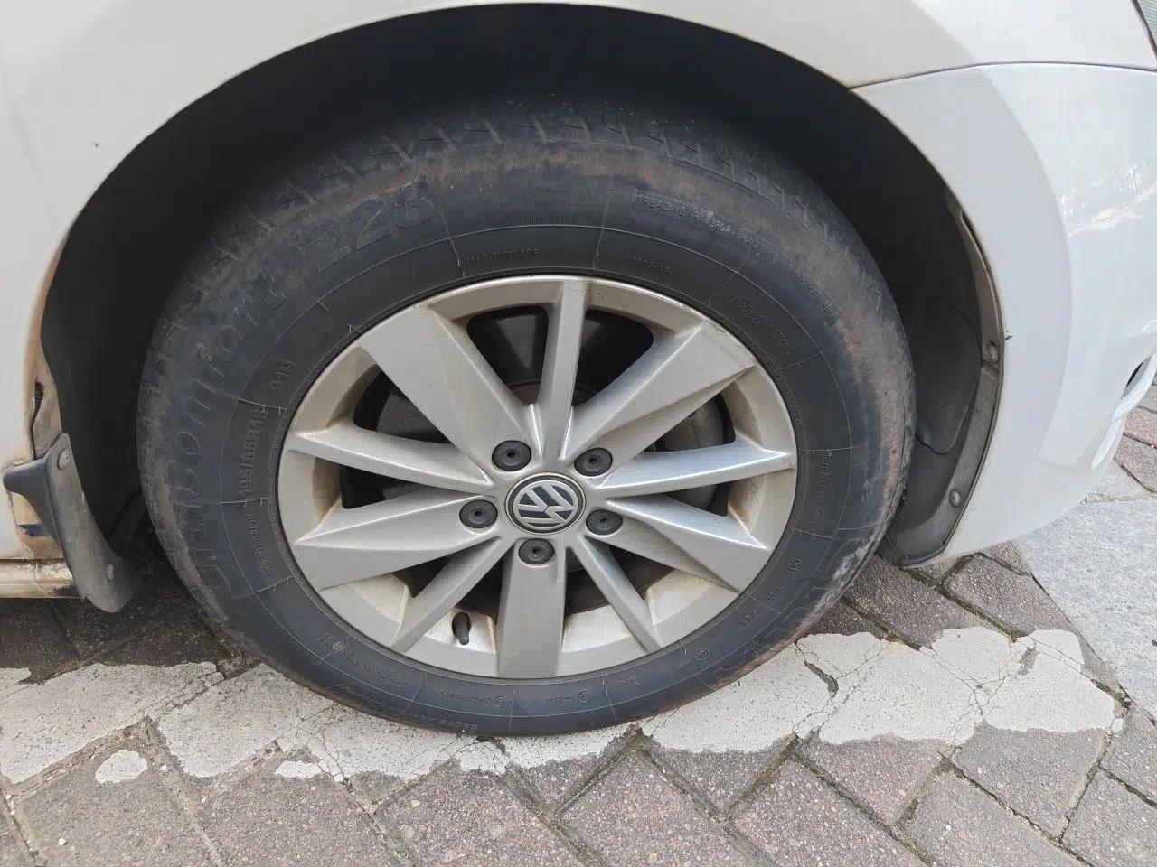 Volkswagen Golf 2016 1.6L Automatic Fashion Model — миниатюра 8