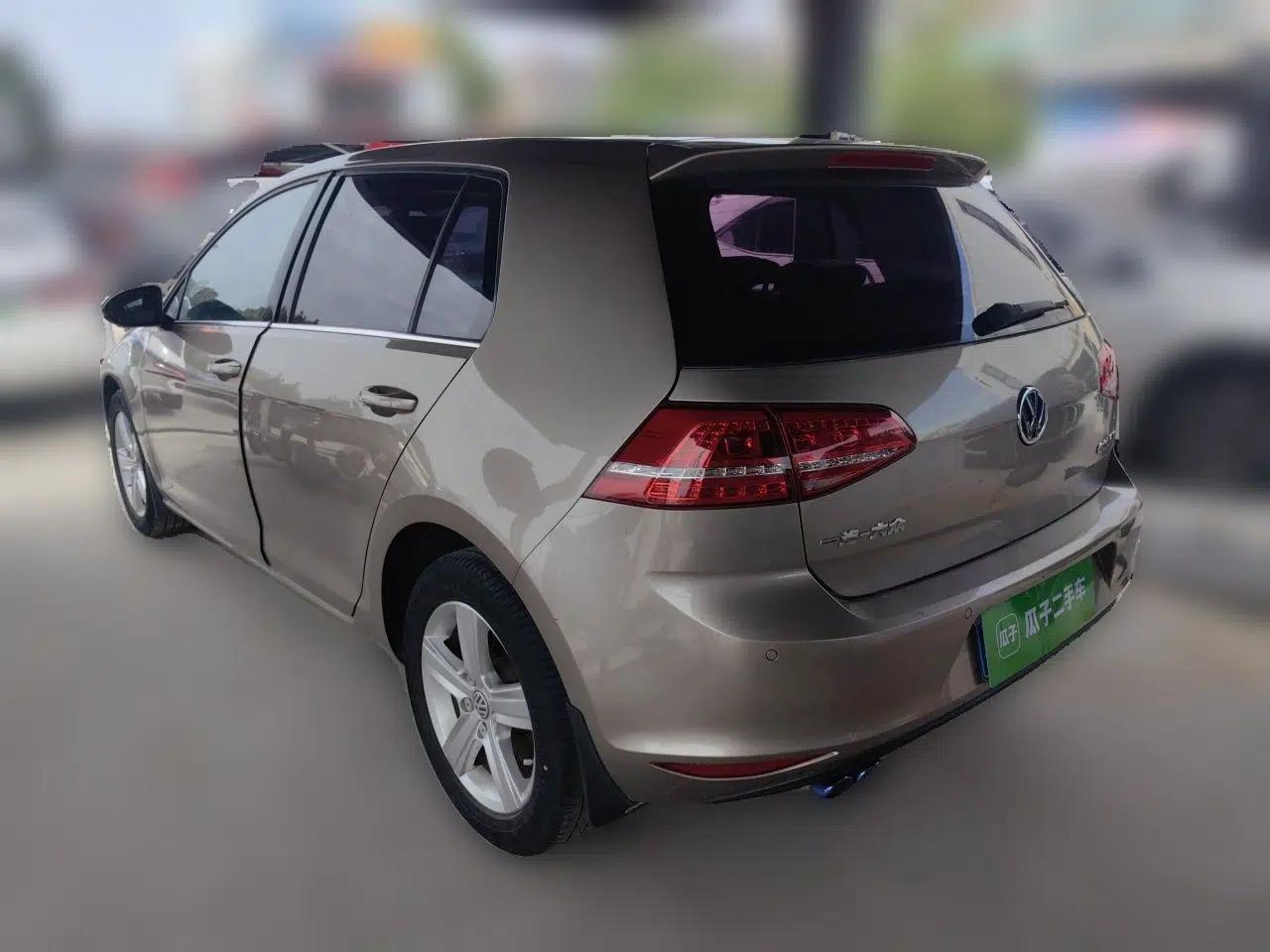 Volkswagen Golf 2014 1.4TSI Automatic Luxury Model — миниатюра 4