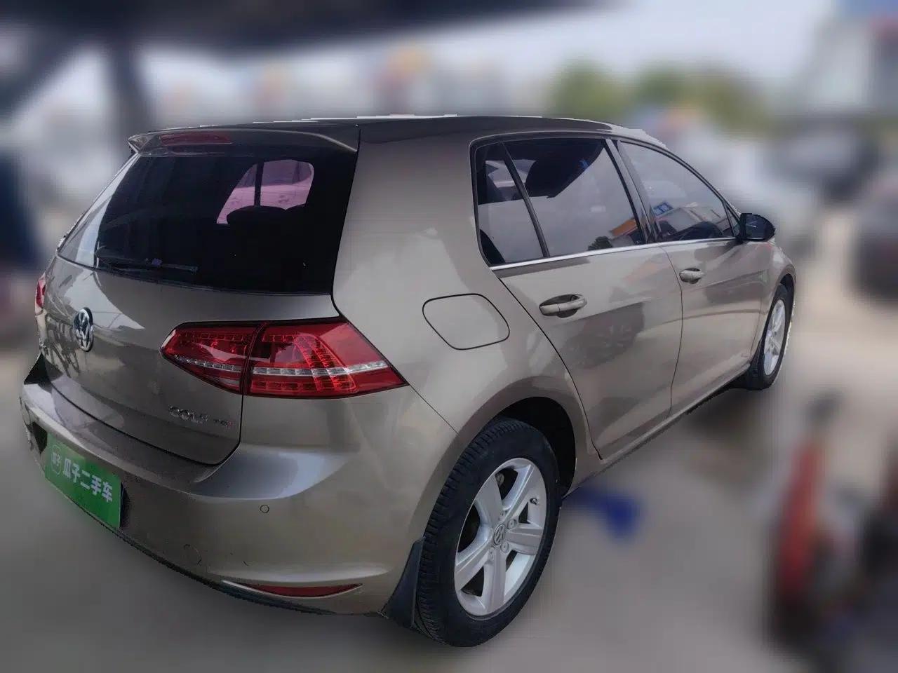 Volkswagen Golf 2014 1.4TSI Automatic Luxury Model — миниатюра 6