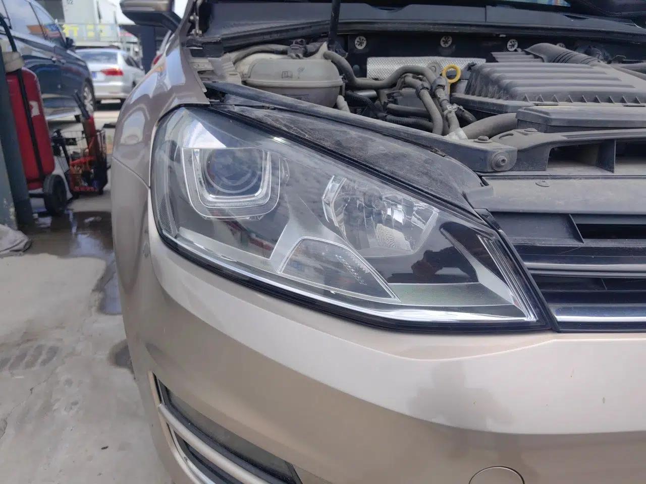 Volkswagen Golf 2014 1.4TSI Automatic Luxury Model — миниатюра 7