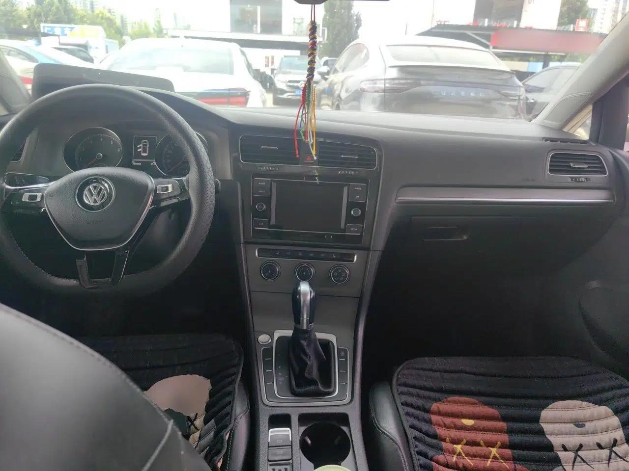 Volkswagen Golf 2014 1.4TSI Automatic Luxury Model — миниатюра 9