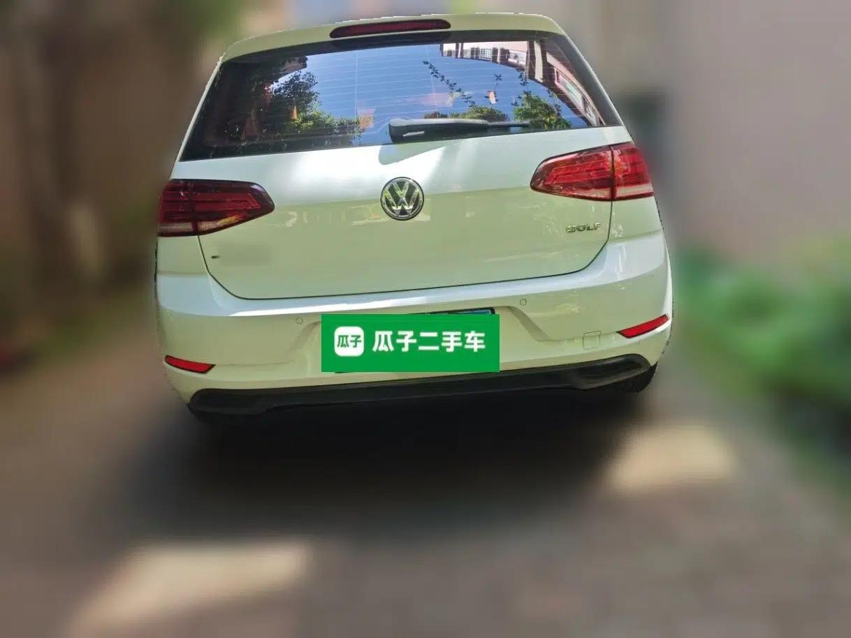 Volkswagen Golf 2018 1.6L Automatic Fashion Model — миниатюра 5
