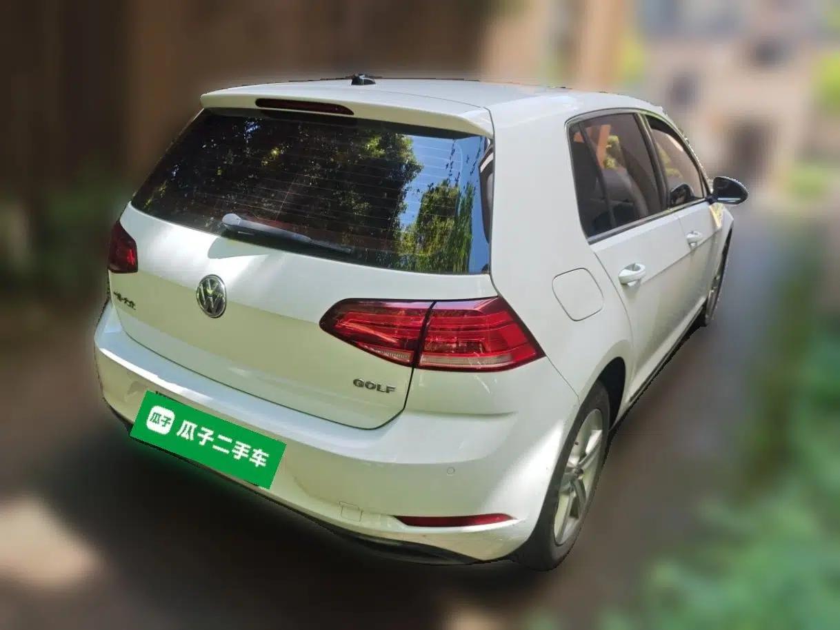 Volkswagen Golf 2018 1.6L Automatic Fashion Model — миниатюра 6