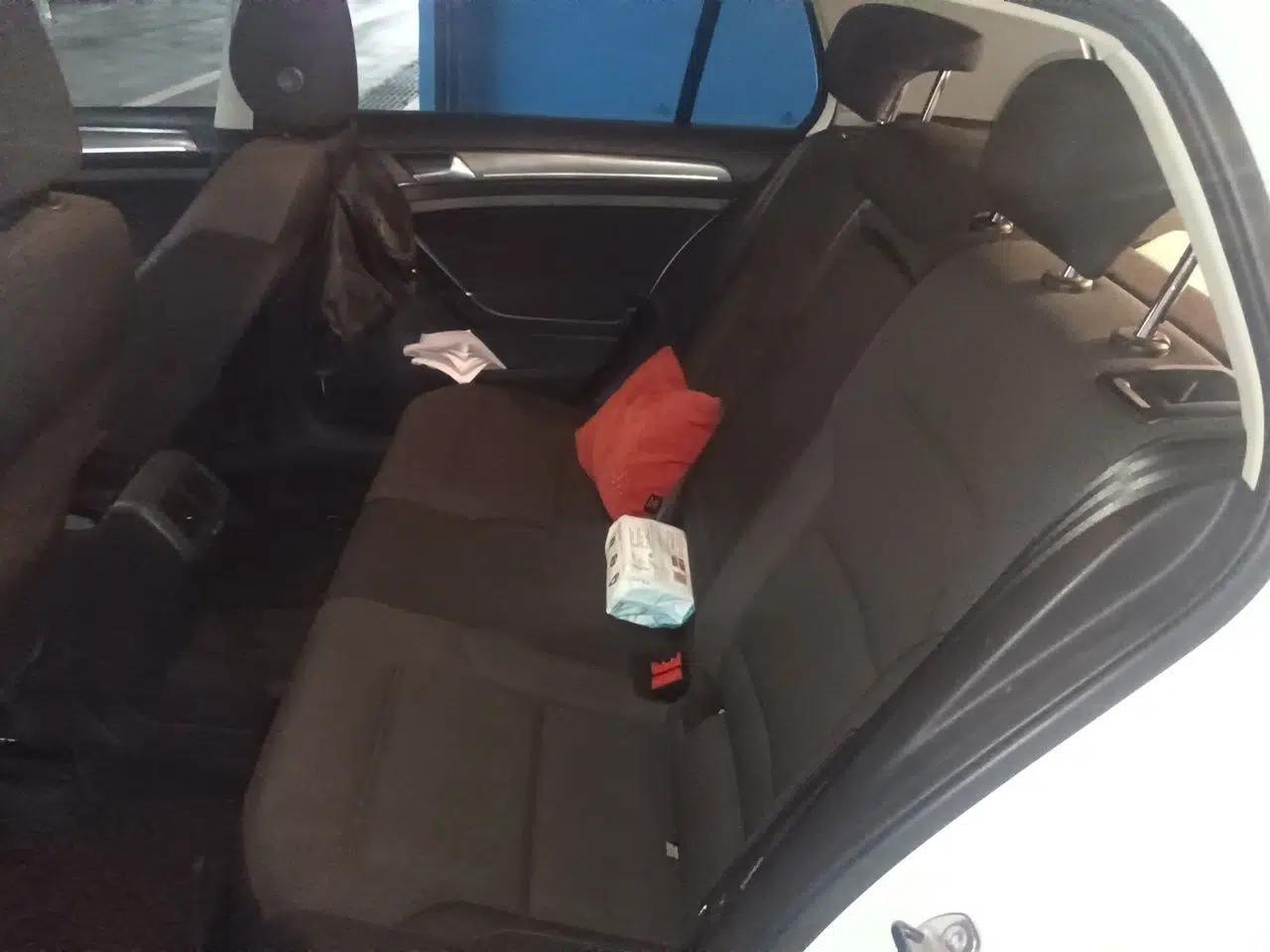 Volkswagen Golf 2014 1.6L Automatic Fashion Model — миниатюра 17