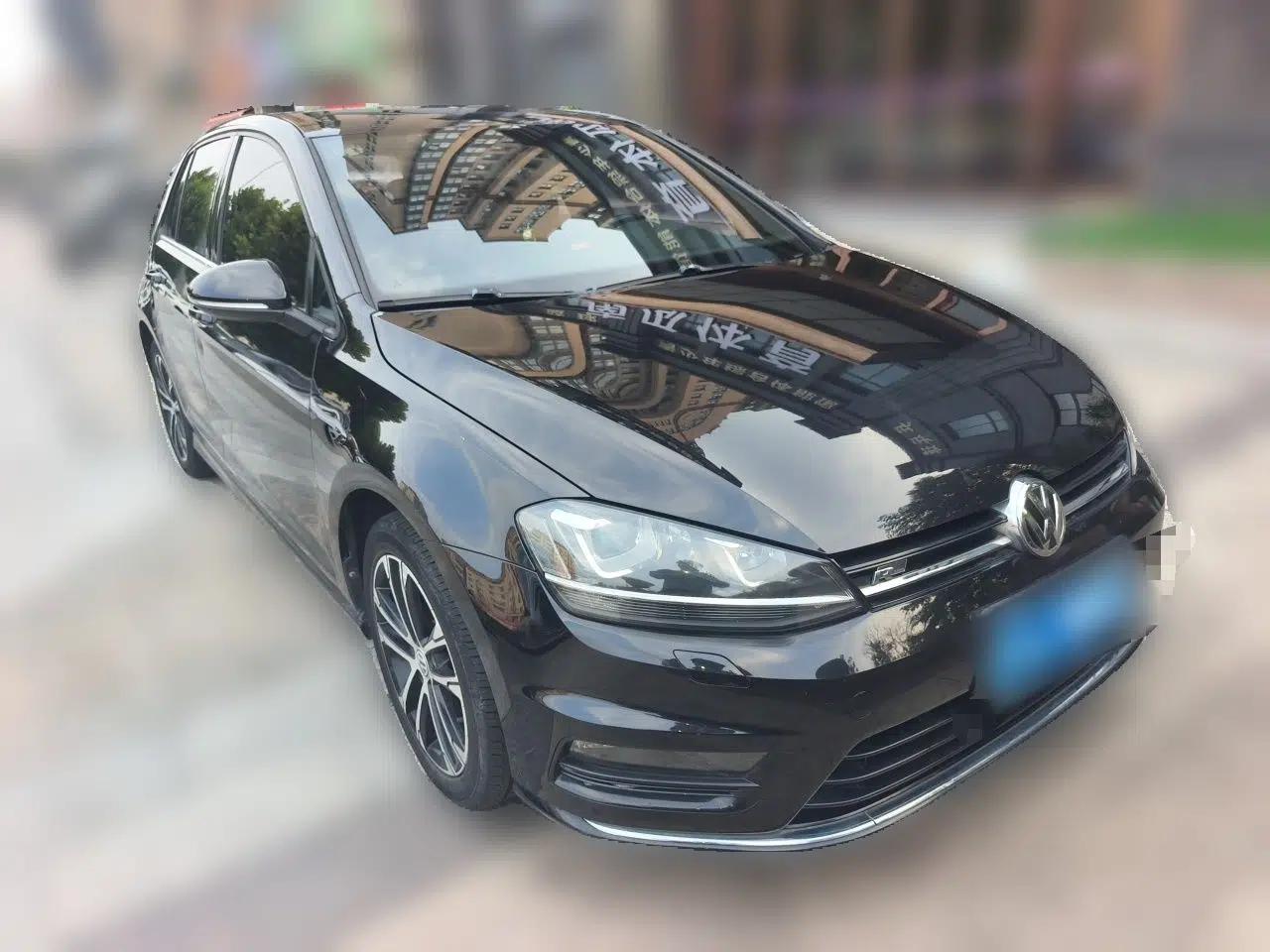 Volkswagen Golf 2017 280TSI Automatic R-Line Million-Vehicle Commemorative Edition — миниатюра 3