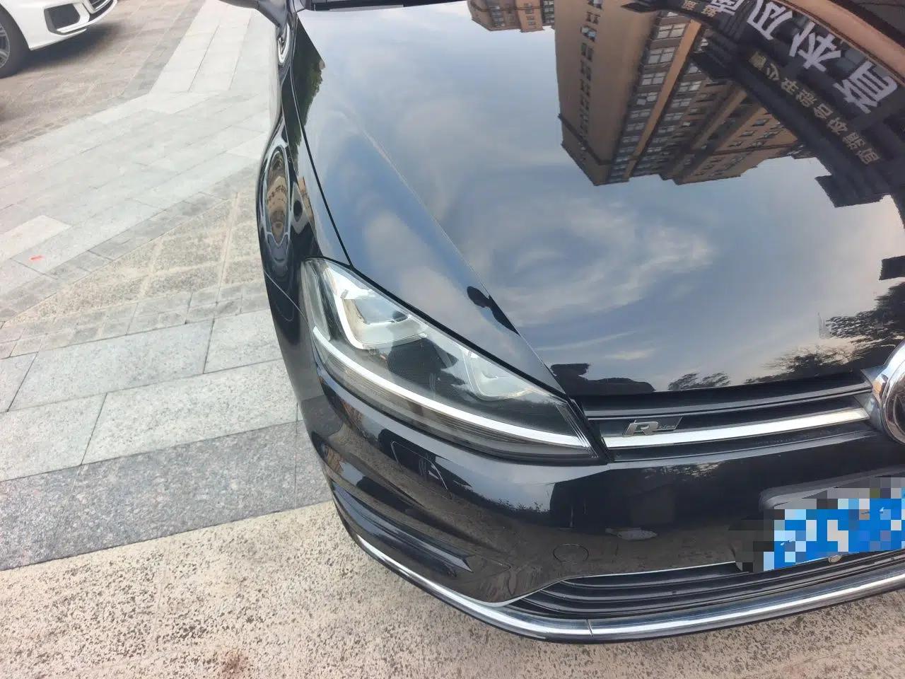 Volkswagen Golf 2017 280TSI Automatic R-Line Million-Vehicle Commemorative Edition — миниатюра 7