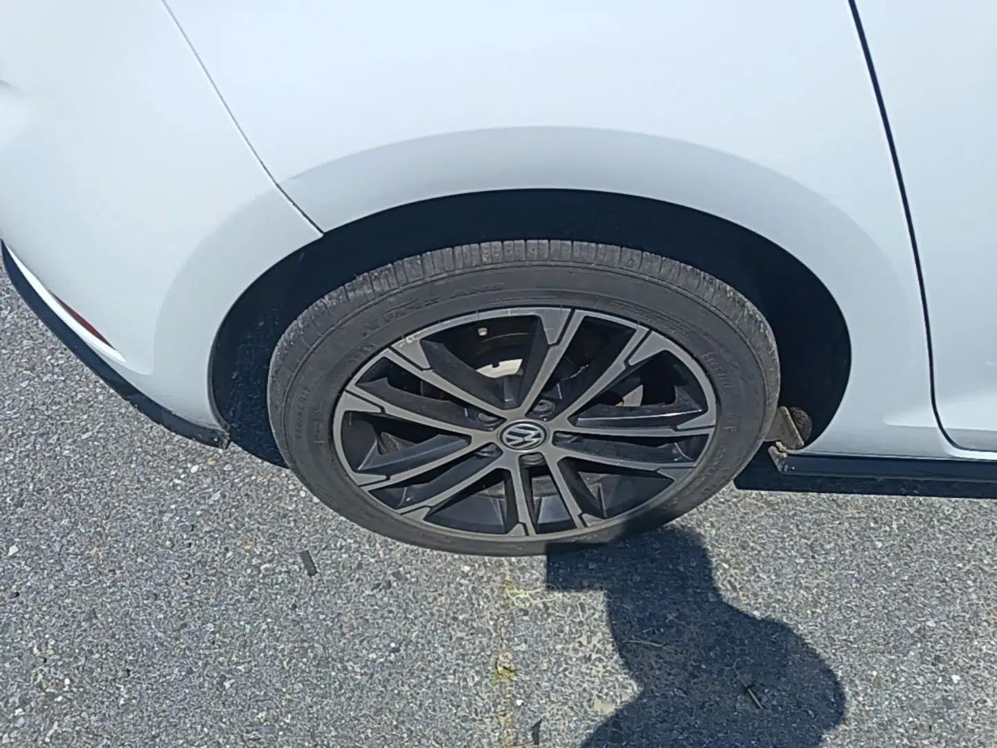 Volkswagen Golf 2018 280TSI Automatic R-Line Model — миниатюра 11