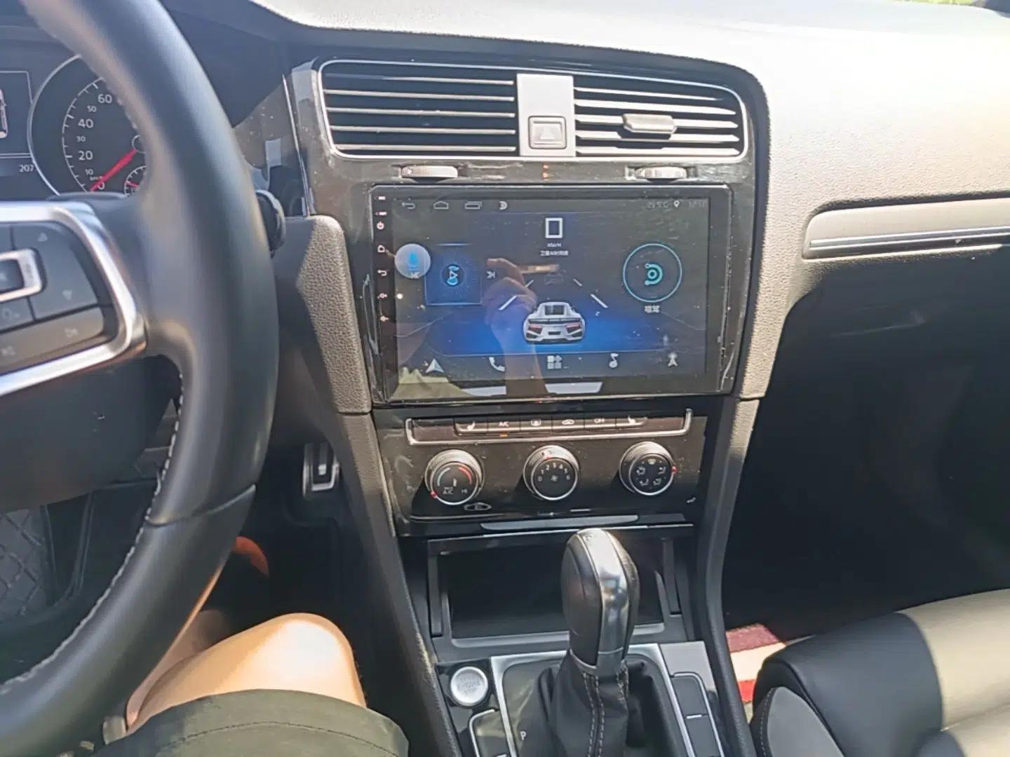 Volkswagen Golf 2018 280TSI Automatic R-Line Model — миниатюра 15