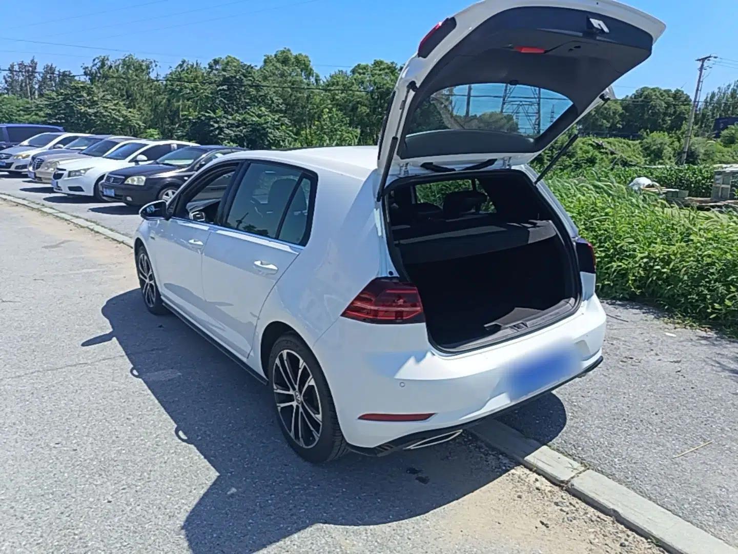 Volkswagen Golf 2018 280TSI Automatic R-Line Model — миниатюра 4
