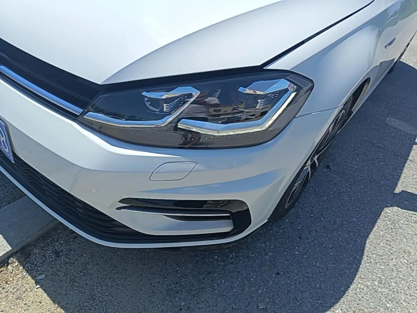 Volkswagen Golf 2018 280TSI Automatic R-Line Model — миниатюра 8