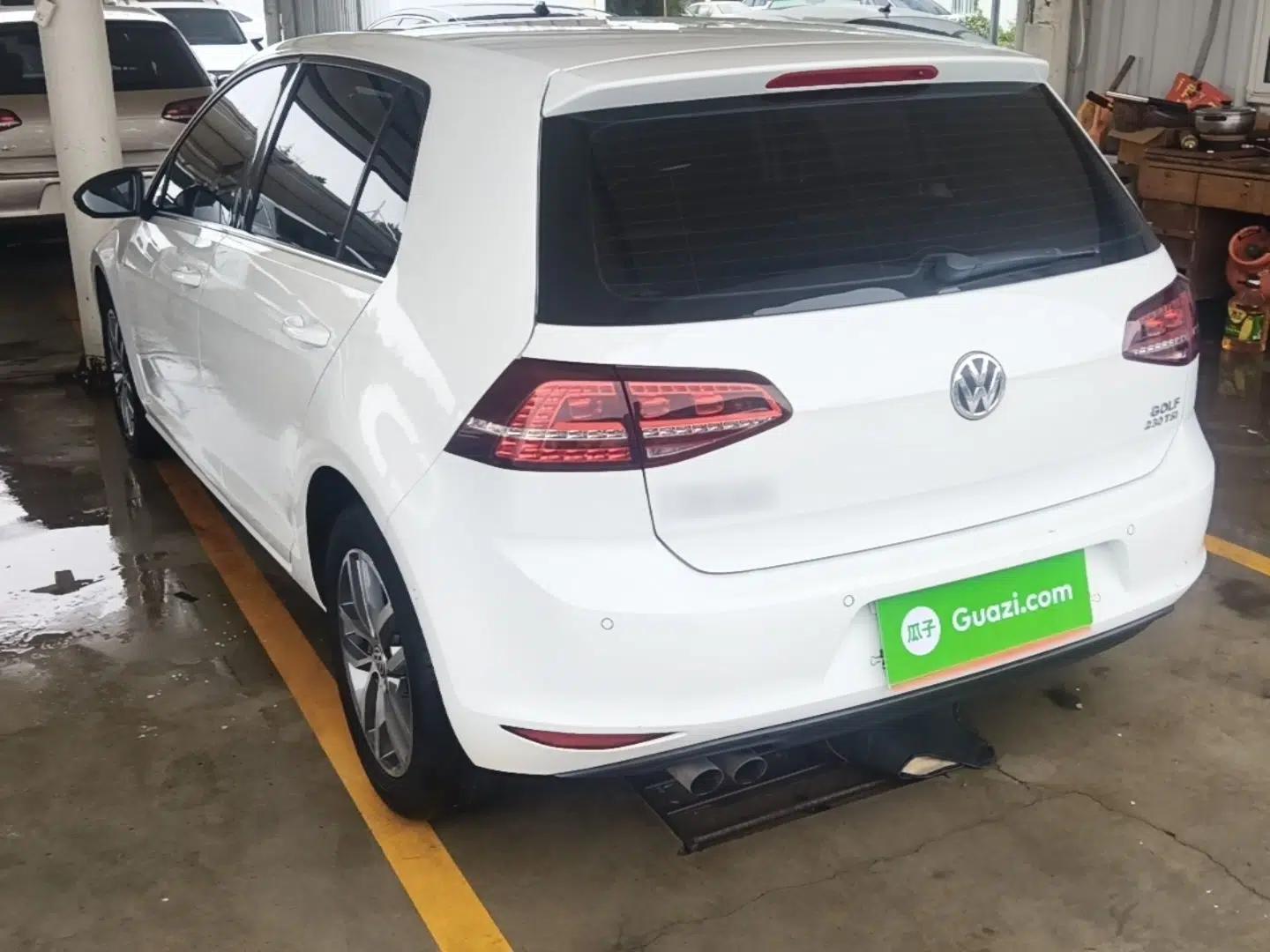 Volkswagen Golf 2017 230TSI Automatic Luxury Million-Vehicle Commemorative Edition — миниатюра 4