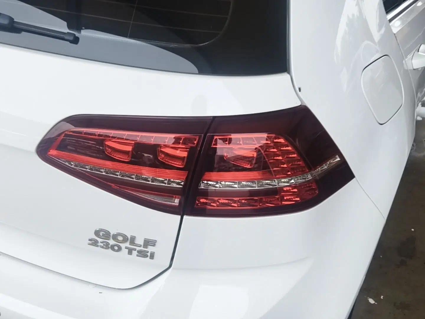 Volkswagen Golf 2017 230TSI Automatic Luxury Million-Vehicle Commemorative Edition — миниатюра 9