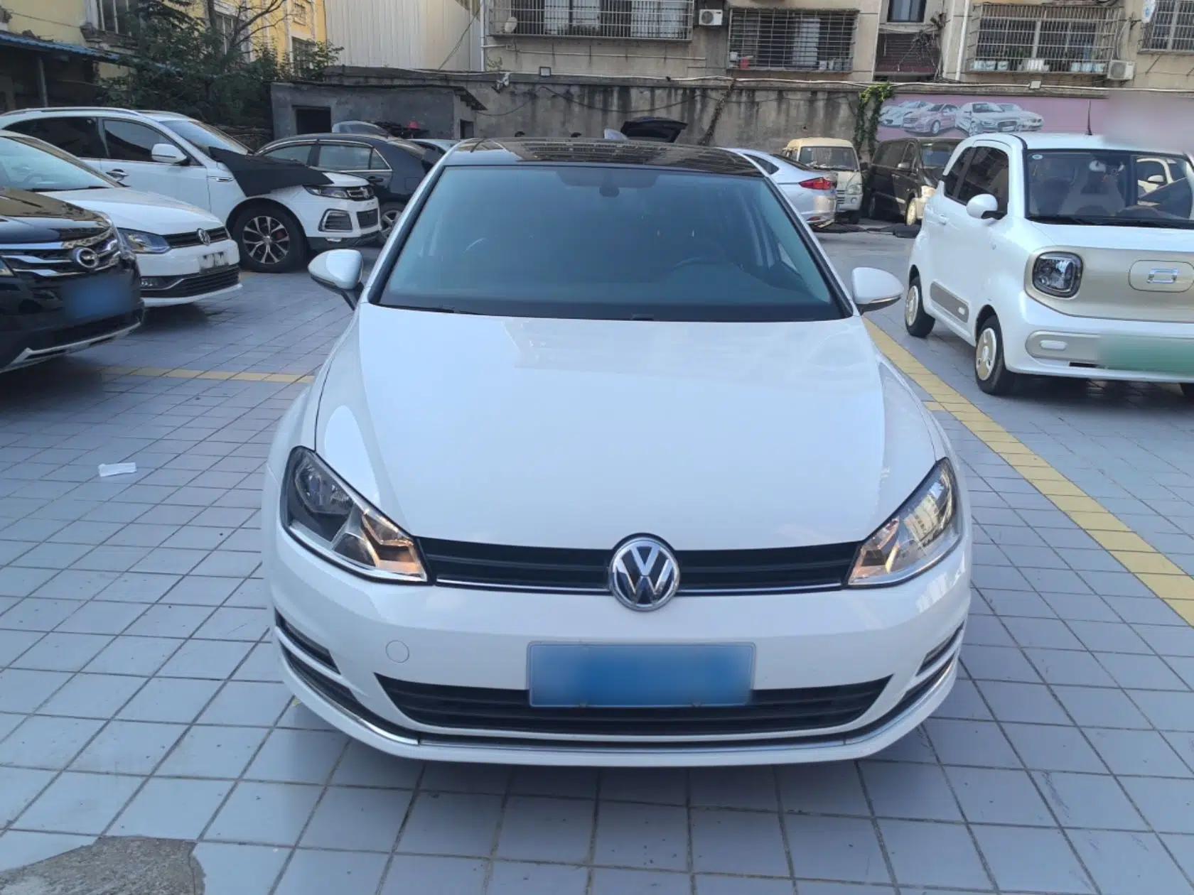 Volkswagen Golf 2016 230TSI Automatic Luxury Version — миниатюра 2