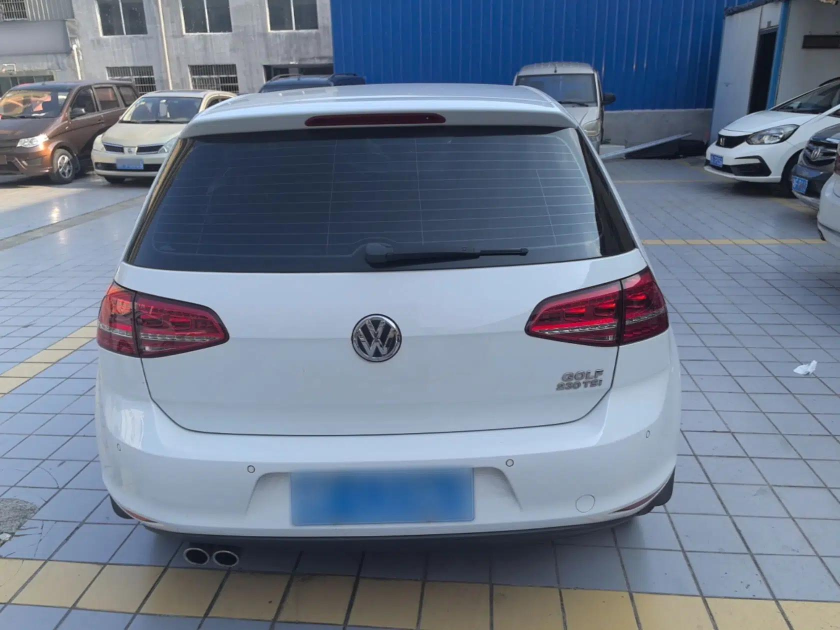 Volkswagen Golf 2016 230TSI Automatic Luxury Version — миниатюра 5