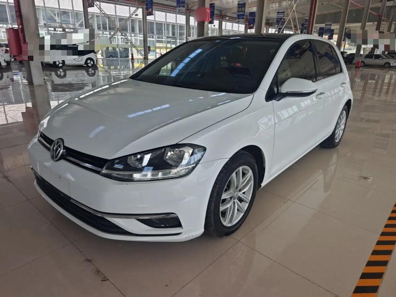 Volkswagen Golf 2018 230TSI Automatic Comfort Model — миниатюра 1