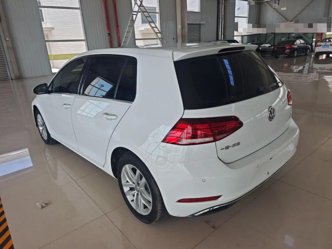 Volkswagen Golf 2018 230TSI Automatic Comfort Model — миниатюра 4