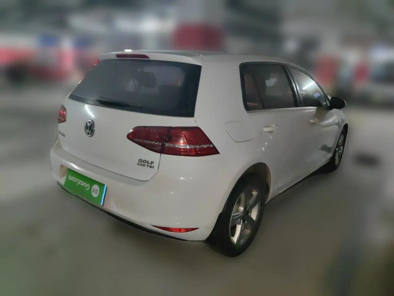 Volkswagen Golf 2016 230TSI Automatic Comfort Version — миниатюра 6