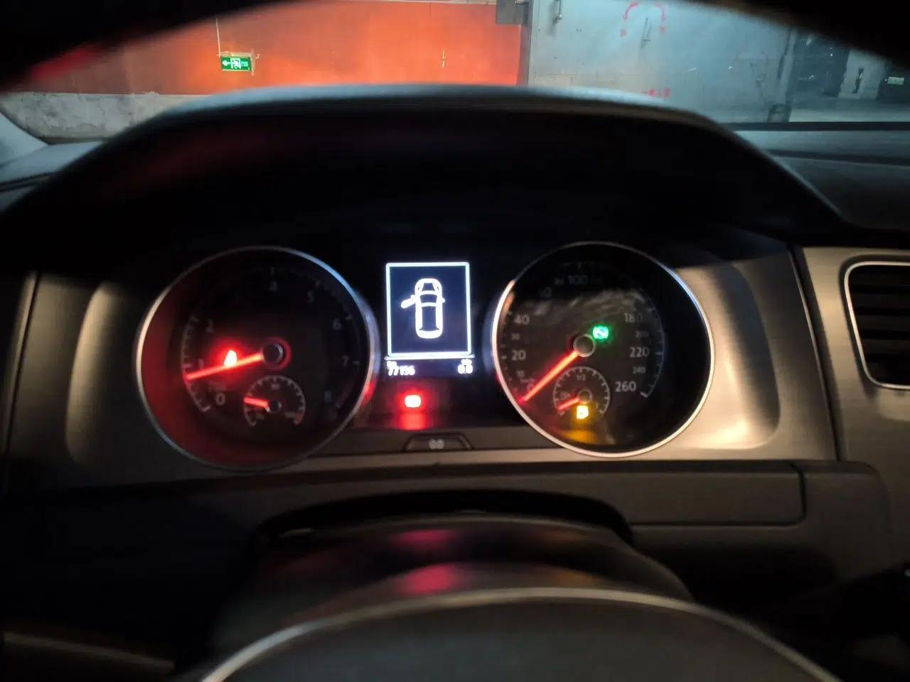 Volkswagen Golf 2016 230TSI Automatic Comfort Version — миниатюра 11