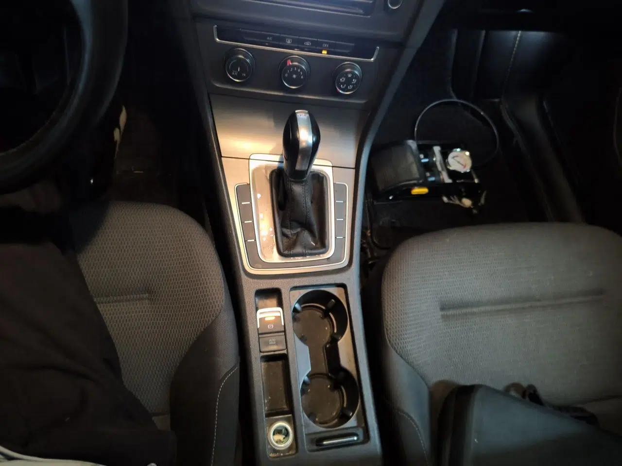 Volkswagen Golf 2016 230TSI Automatic Comfort Version — миниатюра 14
