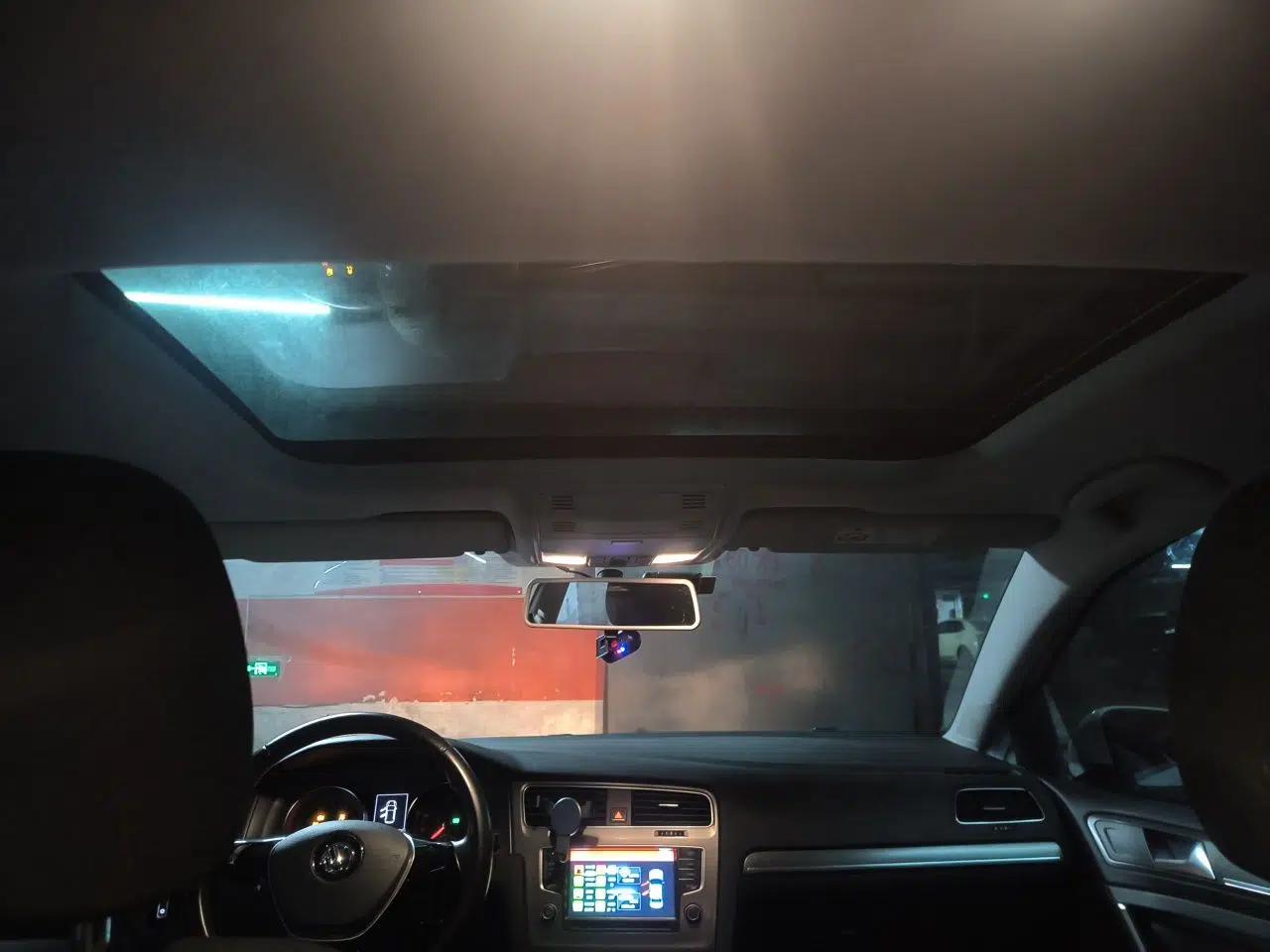 Volkswagen Golf 2016 230TSI Automatic Comfort Version — миниатюра 18